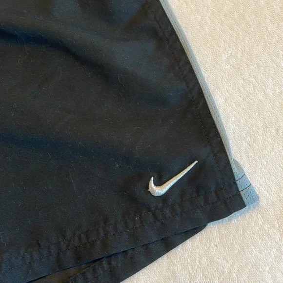 Nike work out shorts mens large - Picture 2 of 4